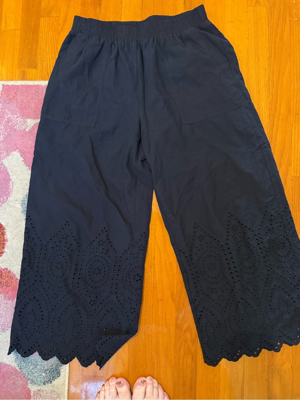 Splendid Black Eyelet Wide-Leg Capris with eyelet trim 100% cotton